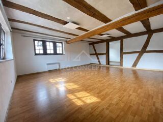 Appartement à louer 5 pièces 145 m²