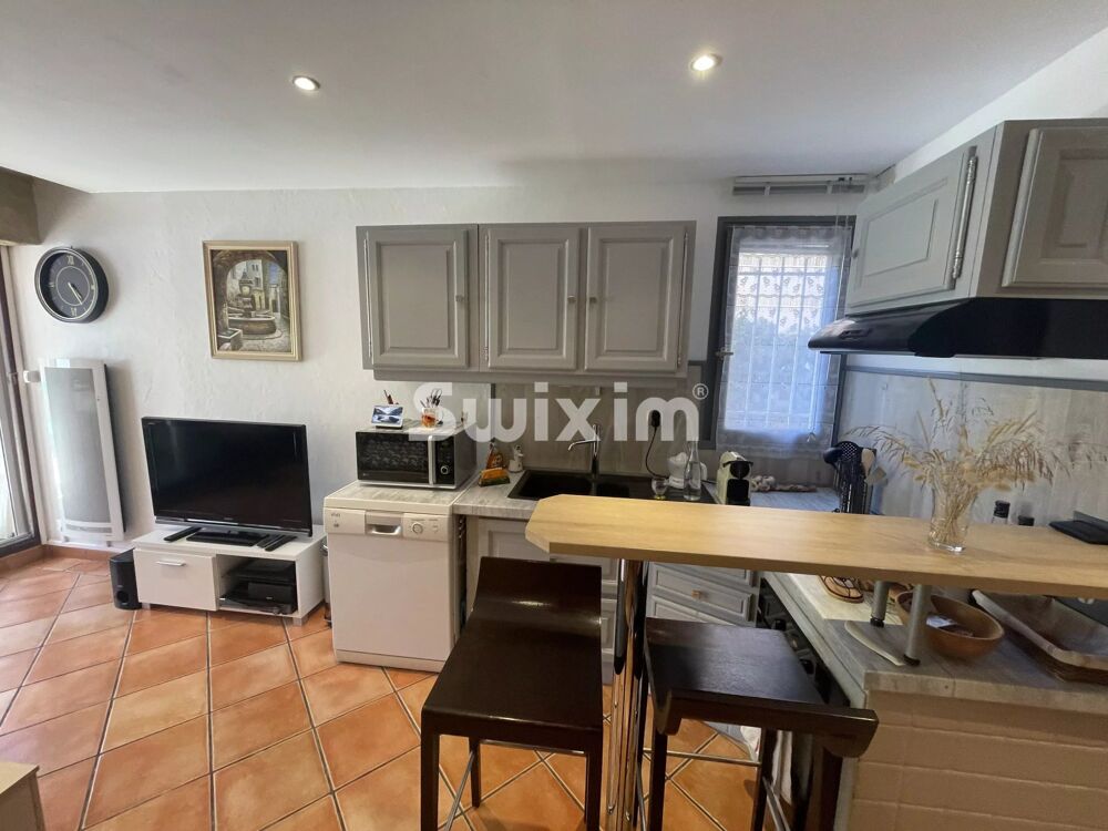 APPARTEMENT T2 AVEC JARDIN, PISCINE, PARKING