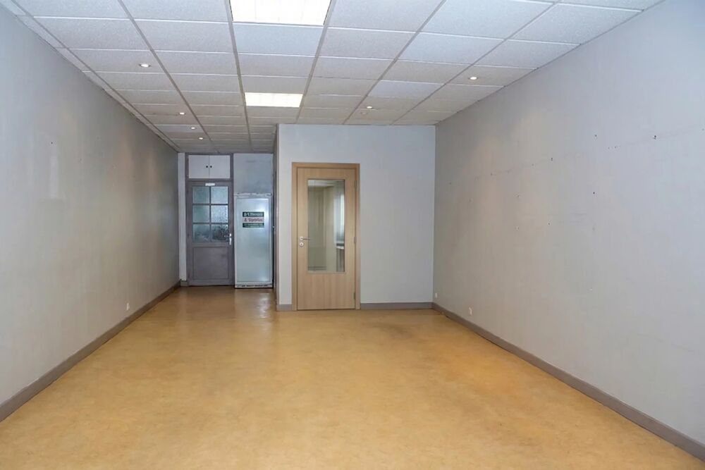 Vente Immeuble Neuvy sur Barangeon - Centre -Ville : Immeuble commercial Neuvy-sur-barangeon