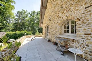  Maison  vendre 9 pices 203 m