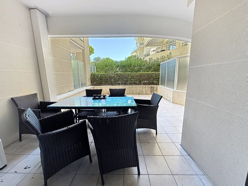 Vente Appartement LUXE ET FRONT DE MER: 2P 57m² - Garage Cannes-la-bocca