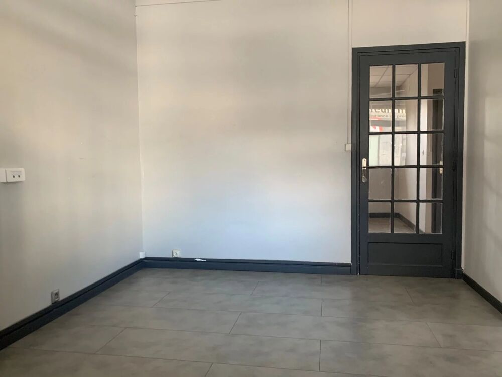 APPARTEMENT A CREER - Centre-Ville