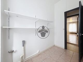  Appartement à louer 3 pièces 89 m²