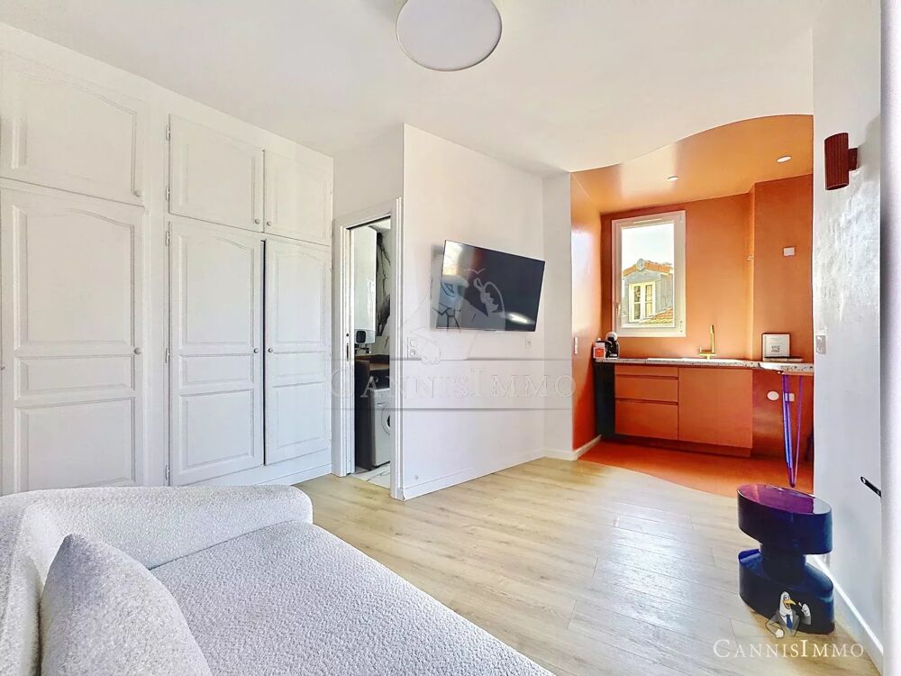 2 pièces 30 m²  Le Suquet, vue mer