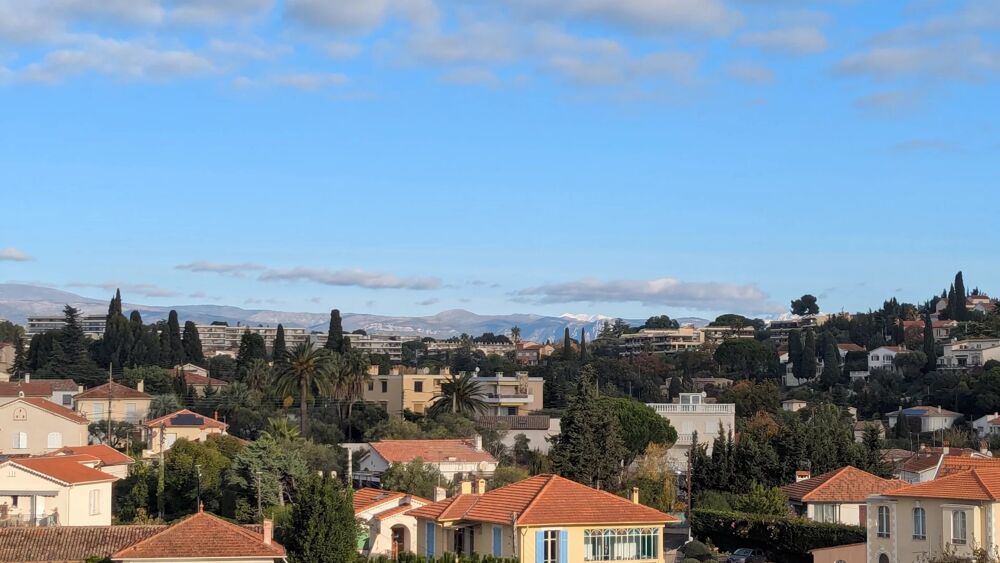 Vente Appartement Grand T2 avec vue mer panoramique à Juan les Pins Antibes