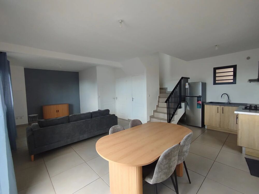 Vente Maison Maison F3/4 avec étage – La Rivière Saint-Louis La rivière