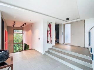  Villa � vendre 5 pi�ces 302 m�