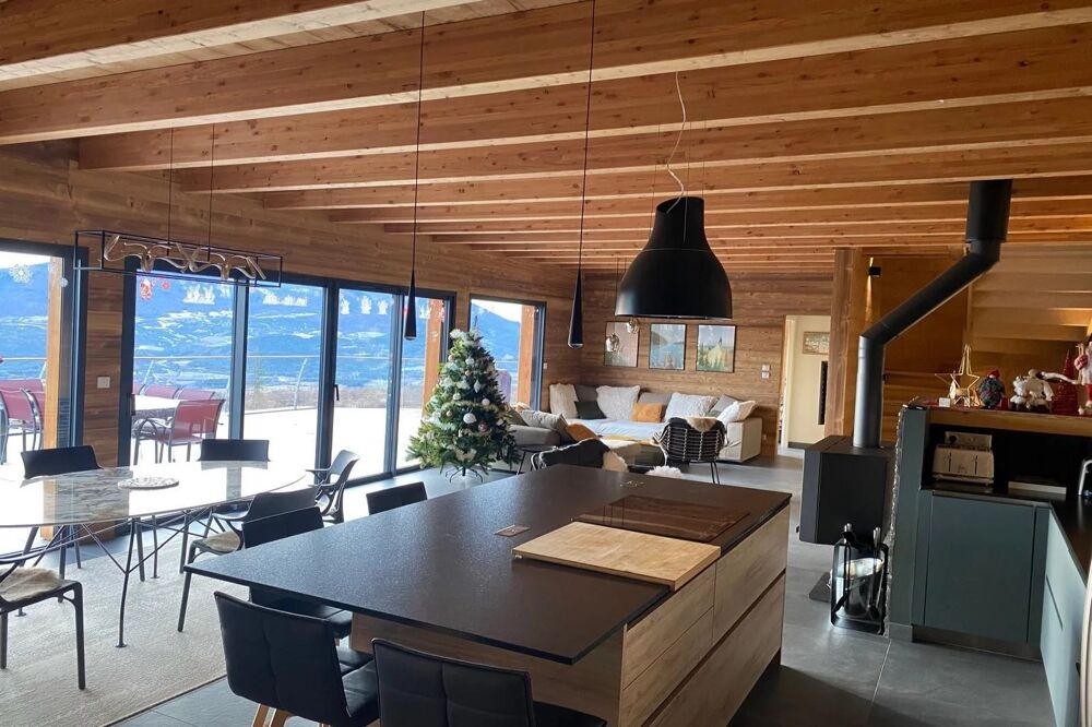 � vendre  Maison Pruni�res (05230)