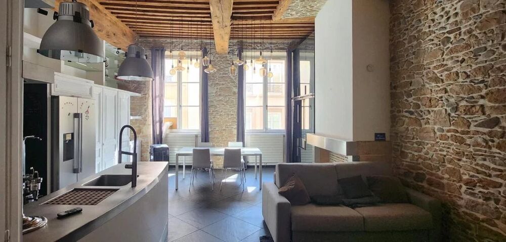 EXCLUSIVITÉ  APPARTEMENT CHARME ANCIEN 74 M² AU SOL