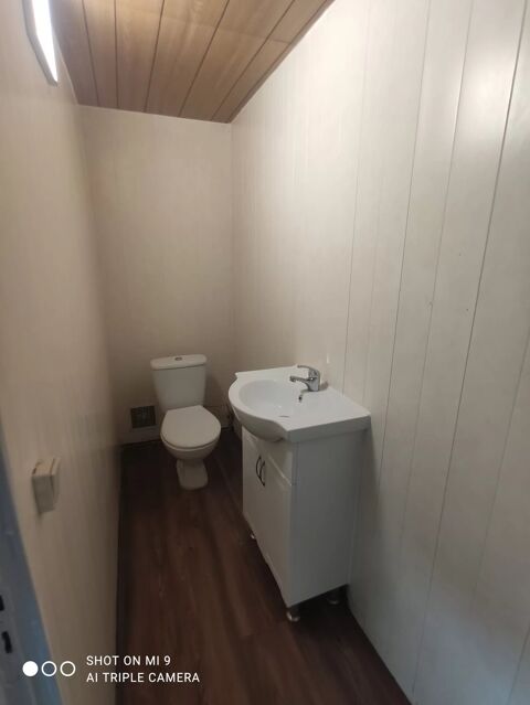   LOCAL COMMERCIAL / PROFESSIONNEL SAINT-PAUL - 1 025 euros 