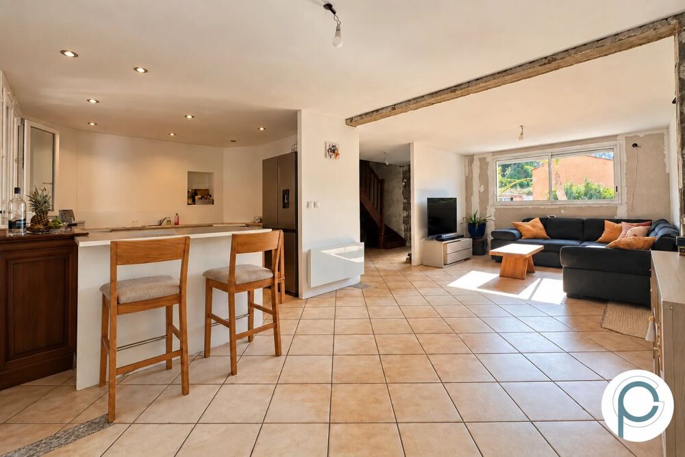 Vente Maison MAISON T5 | 4 CHAMBRES | JARDIN ET TERRASSES | VILLAGE DE SIGNES Cuges-les-pins
