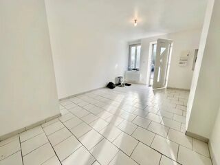 Immeuble à vendre 15 + pièces 426 m²