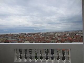  Appartement � louer 4 pi�ces 155 m�