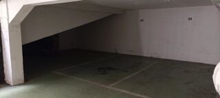  Parking / Garage à vendre 