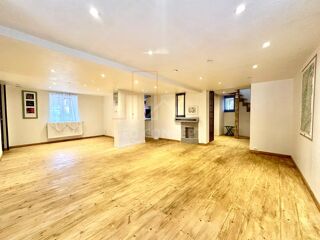  Maison à vendre 7 pièces 221 m²