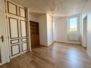  Appartement � louer 2 pi�ces 56 m�