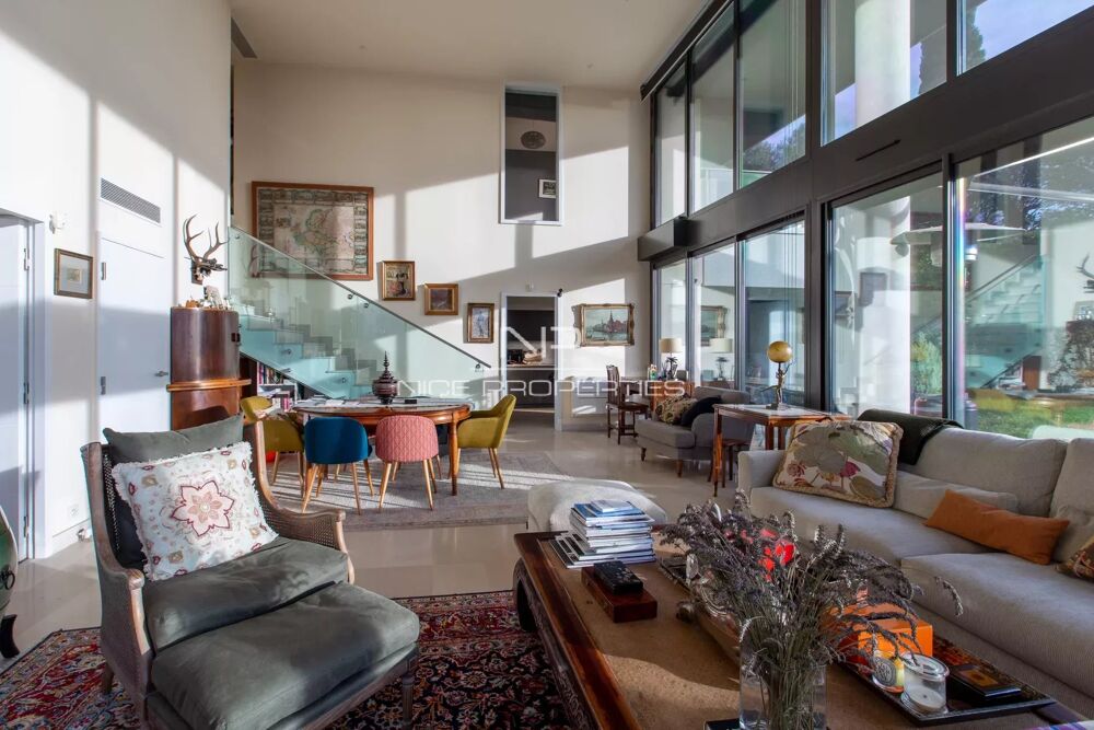 Merveilleux Duplex 5 pièces avec jardin et vue mer panoramique a