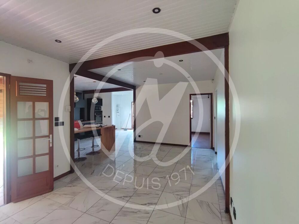 A LOUER VILLA T4 NON MEUBLEE - BAIE MAHAULT - 1800 euros / mois