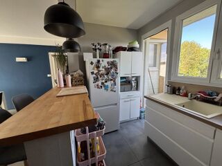  Appartement à louer 4 pièces 54 m²