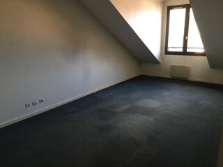  Appartement à louer 2 pièces 45 m²