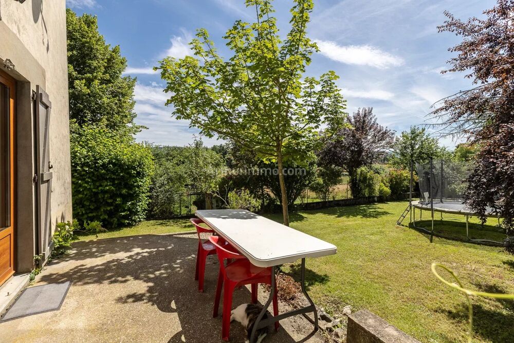 Vente Maison Maison 3 chambres, 140 m� + d�pendances, sur 6200 m� V�zeronce-curtin