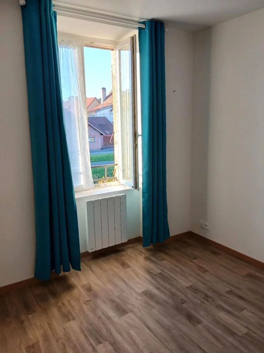 Location Appartement F4  à L'ISLE SUR LE DOUBS L'isle-sur-le-doubs