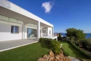 Location  Maison - Villa 