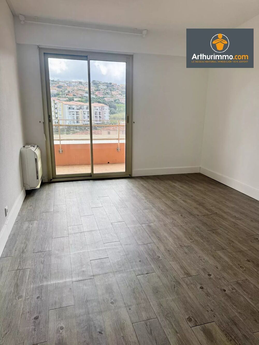 Location Appartement LOCATION APPARTEMENT T3 CENTRE VILLE - NON MEUBLÉ Propriano