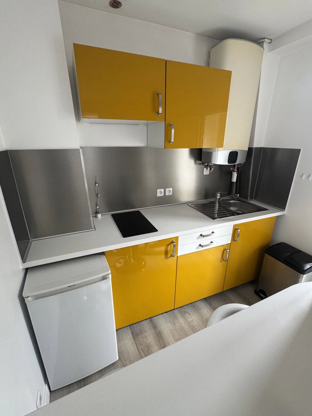 Vente Appartement petit deux pièces calme et lumineux Paris 19