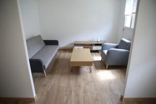  Appartement à louer 2 pièces 46 m²