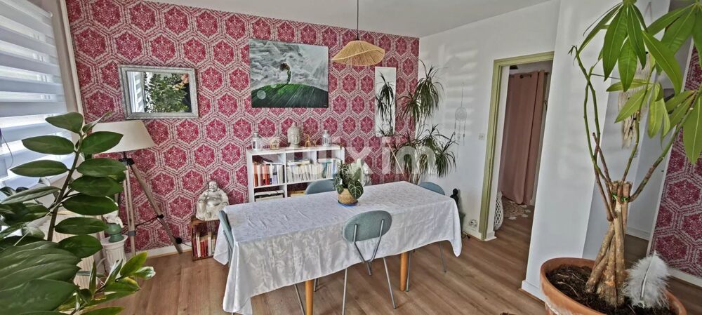 Vente Appartement DOLE : chaleureux T4 rénové avec balcon et garage Dole