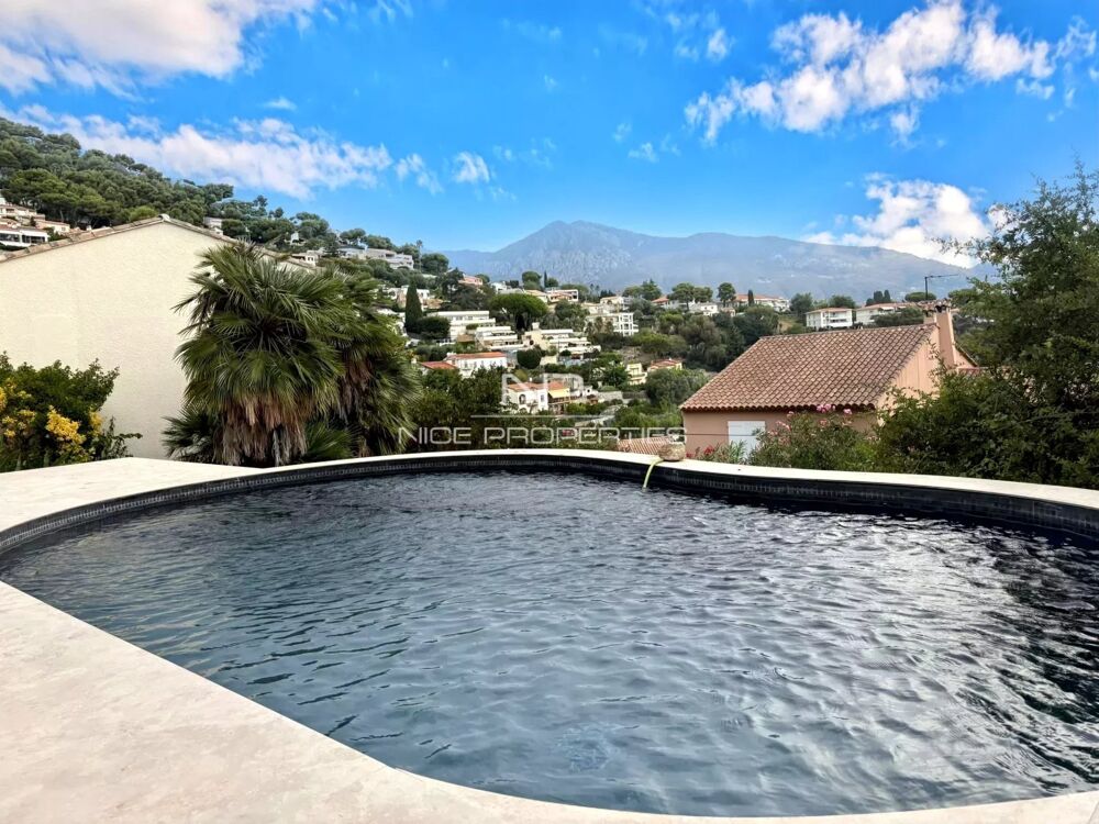 Vente Maison Roquebrune Cap Martin, Villa rénovée avec piscine et vue mer, da Roquebrune-cap-martin