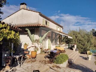  Maison  vendre 12 pices 270 m