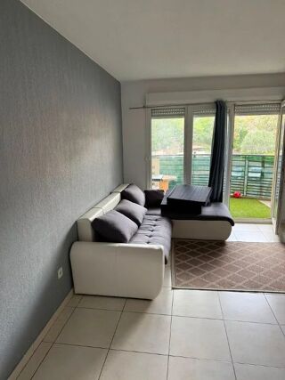  Appartement à louer 3 pièces 57 m²