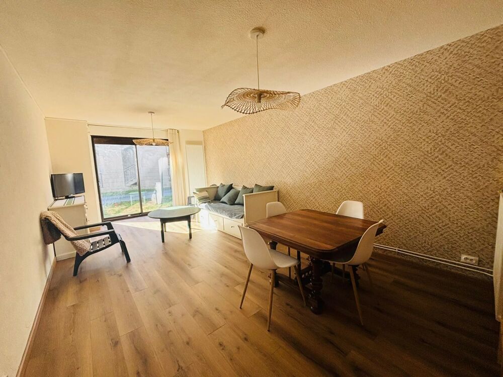 Location Appartement APPARTEMENT T3 AVEC JARDIN LOCATION ANNUELLE Bagnères-de-luchon
