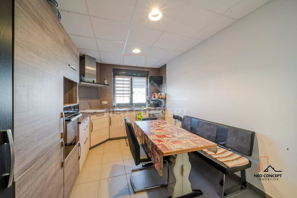   * ROPPENHEIM * Opportunité rare de location de bureaux de 130 m² Roppenheim