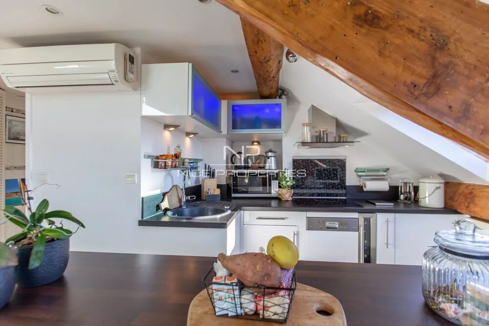 Vente Appartement Nice Carré d'Or, superbe et atypique appartement mansardé en der Nice