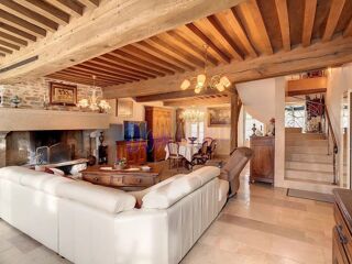  Maison � vendre 9 pi�ces 345 m�