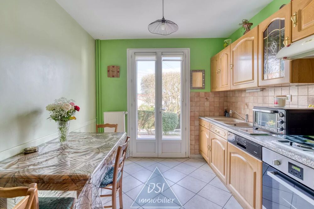Vente Maison Maison T6 de 92m² -  Terrain 205m² - Terrasse Montluel