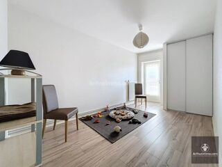  Appartement  vendre 3 pices 80 m
