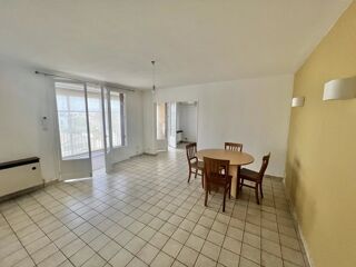  Appartement à louer 4 pièces 78 m²