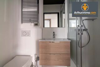  Immeuble � vendre 160 m�