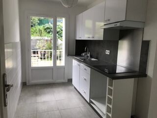 Appartement à louer 3 pièces 55 m²
