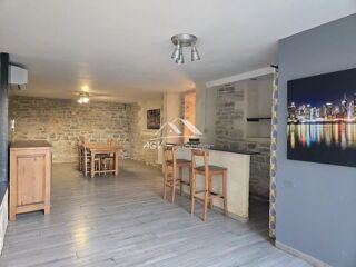  Maison à louer 8 pièces 189 m²