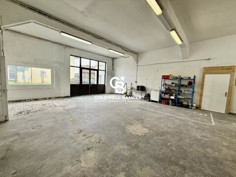 Local commercial 1900 74140 Douvaine