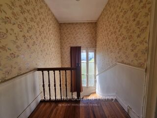  Immeuble  vendre 8 pices 109 m