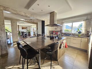  Maison � vendre 9 pi�ces 170 m�