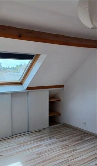 Maison à louer 4 pièces 85 m²