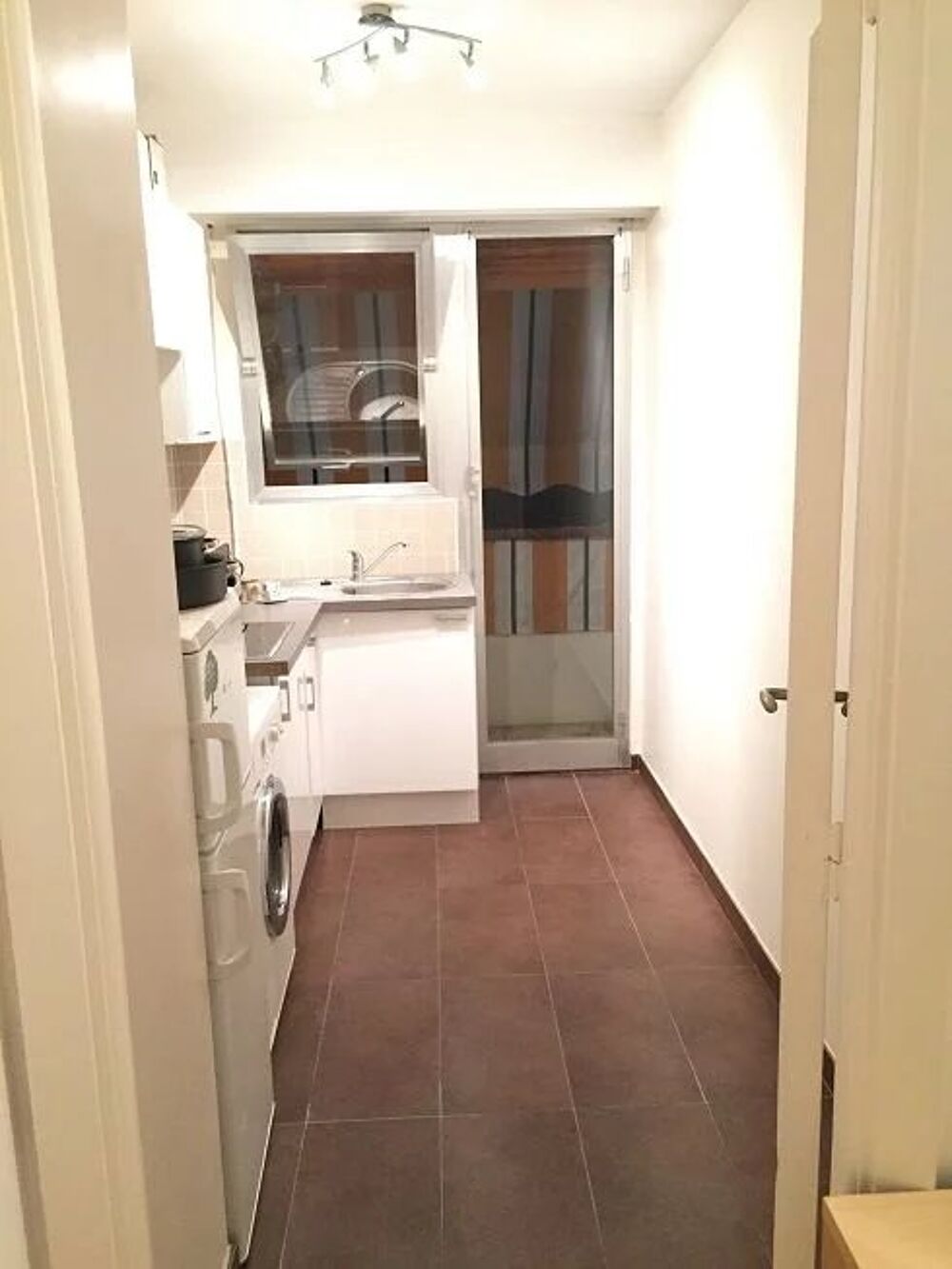 Location Appartement Deux pièces de 48m² avec balcon Cannes
