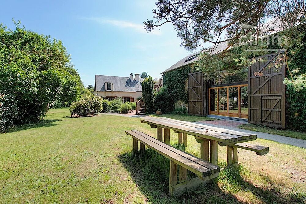 ENSEMBLE IMMOBILIER POUR ACTIVITÉ D'HÉBERGEMENT